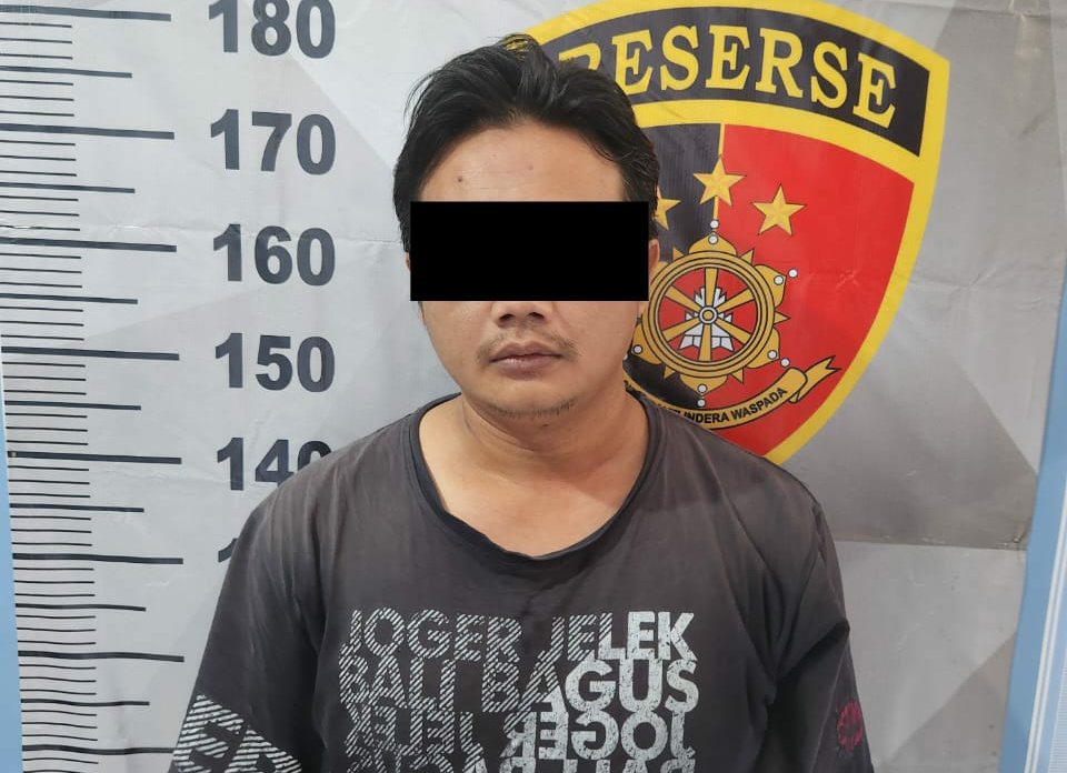 Polisi Tangkap Penjual Chip Judi Online di Malang 26 Polisi Tangkap Penjual Chip Judi Online di Malang