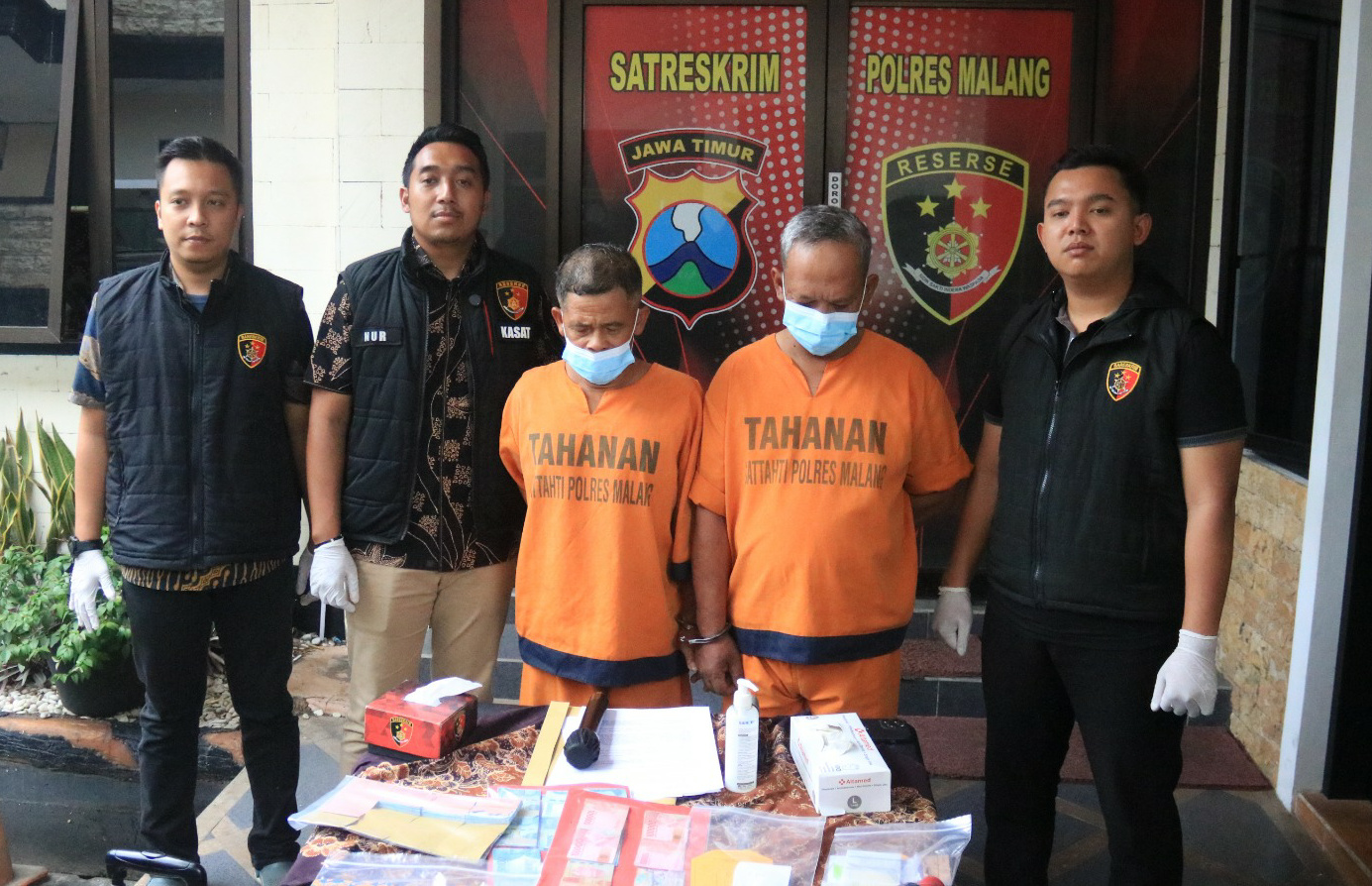Polisi Amankan Pelaku Pungli di Pantai Malang Selatan 26 IMG 20241126 070128