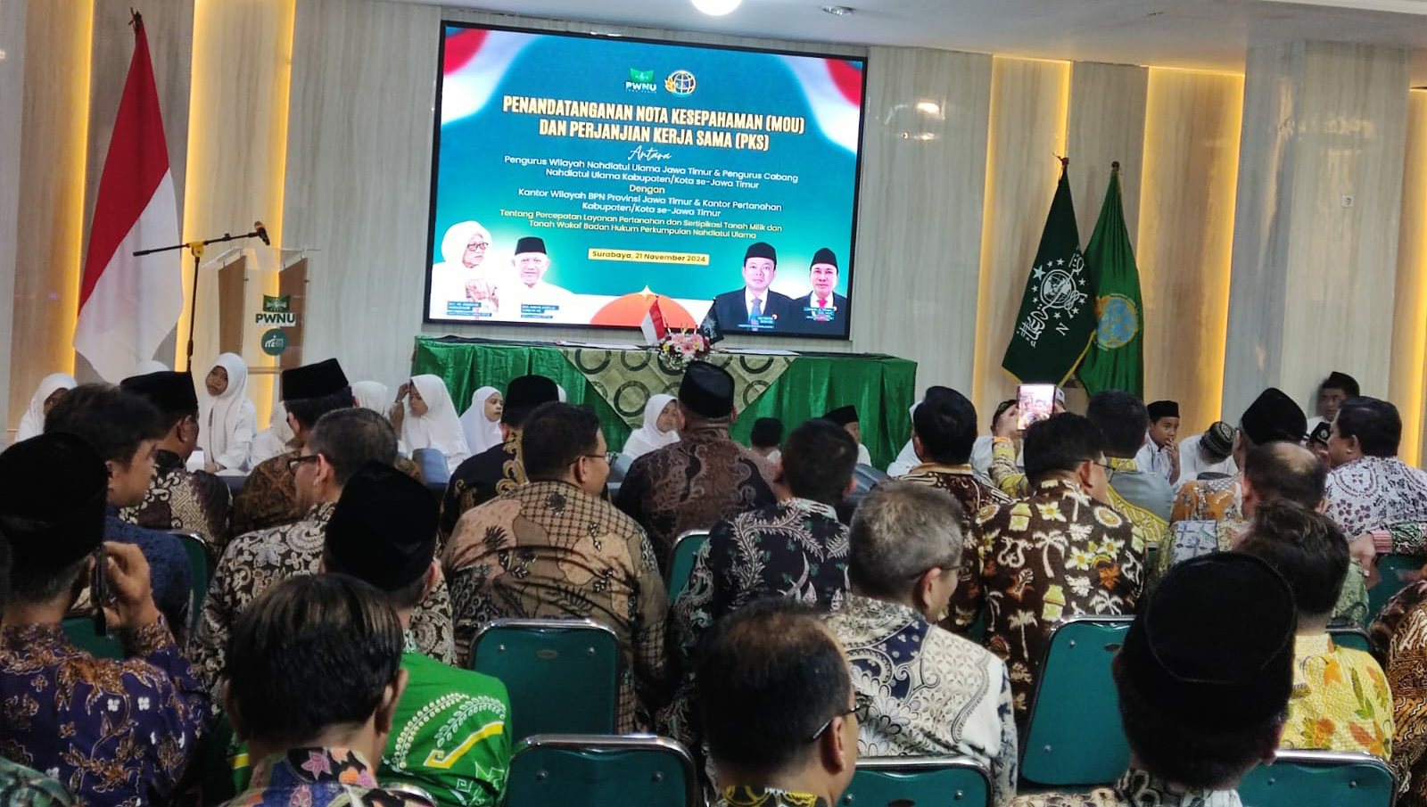 Kepala Kantor Pertanahan Kota Malang Menghadiri Penandatanganan PKS dengan PWNU Jawa Timur 26 IMG 20241126 114943