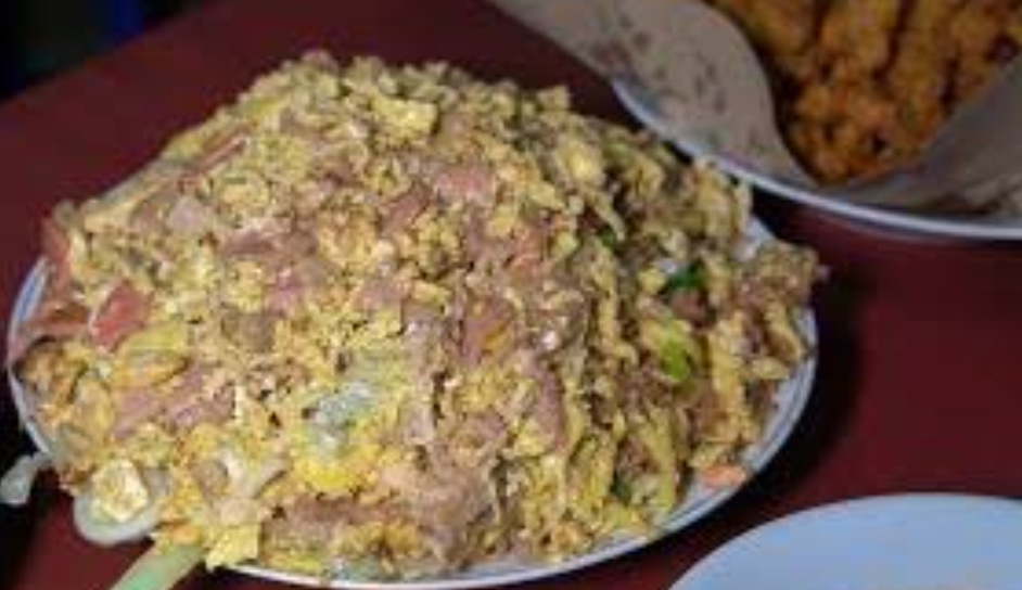 5 Tempat Nasi Goreng Jumbo di Malang: Bikin Kenyang Maksimal, Harga Minimal 26 IMG 20250211 055600