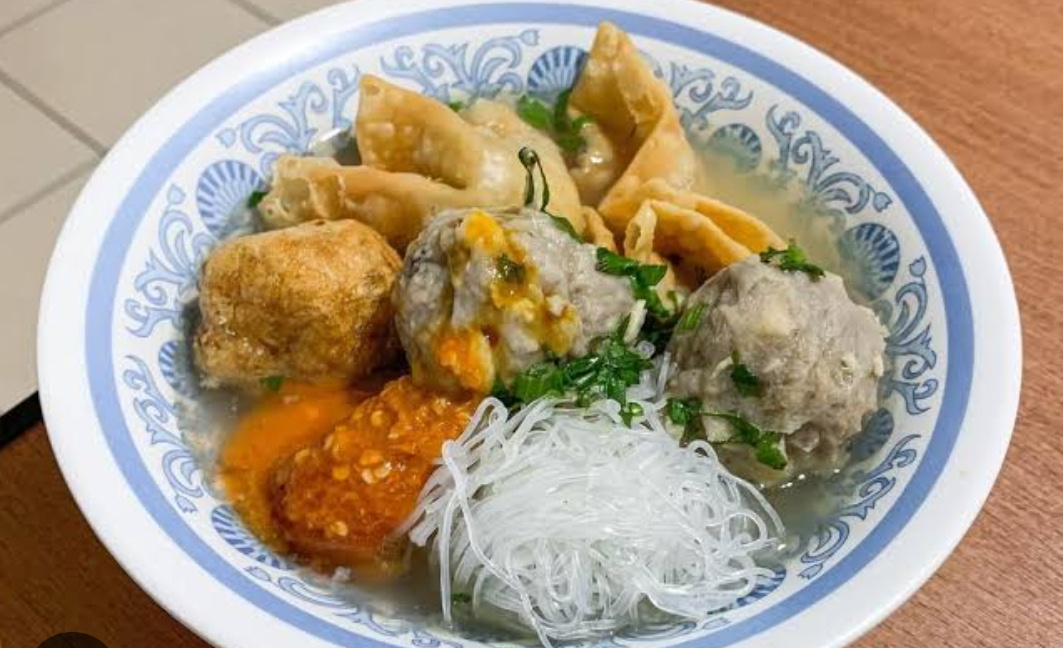 Perbedaan Bakso Malang dan Bakso dari Daerah Lain Apa, Kuah atau Rasa? 26 IMG 20250211 214315