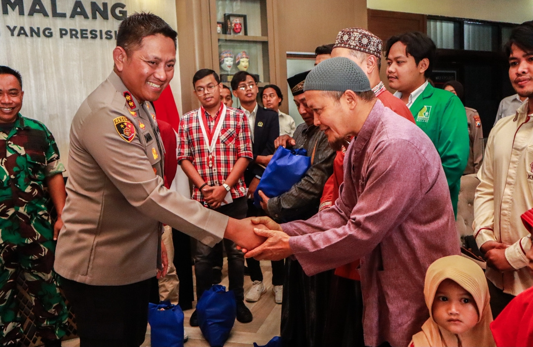 Baksos Sambut Ramadan, Polres Malang Gandeng Mahasiswa 26 IMG 20250228 093355