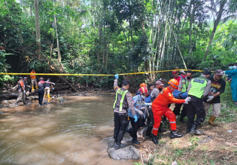 Polres Malang Selidiki Penemuan Mayat Perempuan di Sungai Kedung Winong Jabung