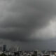 Prakiraan Cuaca Jawa Timur Hari Ini: Waspada Hujan Badai Petir di Surabaya dan Malang (10 Maret 2026) 38 Prakiraan Cuaca Jawa Timur Hari Ini: Waspada Potensi Hujan Petir dan Suhu Gerah pada Selasa 24 Maret 2026
