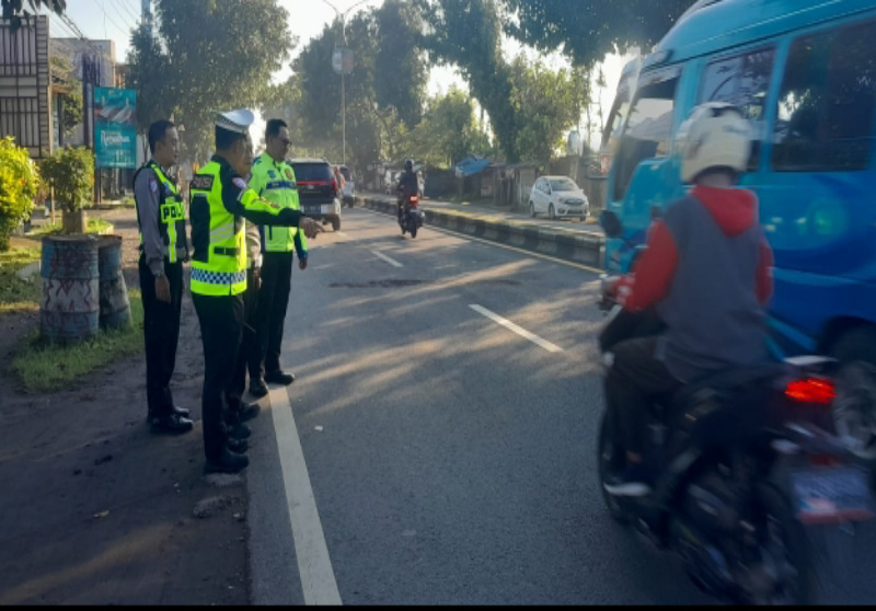 Kecelakaan di Lawang Malang: Motor Tabrak Seorang Mahasiswa di Jalan Raya Dr Cipto