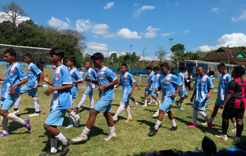 Pembukaan Manis Piala Soeratin U-15 Zona Malang: SSB Porma FC Cukur Diklat Persema 4-0 di Lapangan ARG Lawang 27 Hasil positif ini menjadi modal krusial bagi Porma FC U-15 untuk menjaga mental bertanding