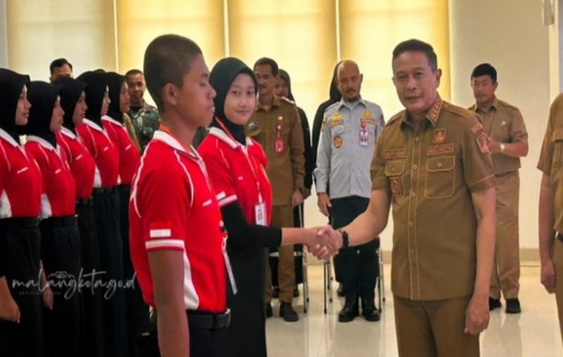 Pembukaan Pusdiklat Paskibraka Kota Malang 2026: Wali Kota Wahyu Hidayat Gembleng 78 Pelajar Terbaik 26 Pembukaan Pusdiklat Paskibraka Kota Malang 2026: Wali Kota Wahyu Hidayat Gembleng 78 Pelajar Terbaik
