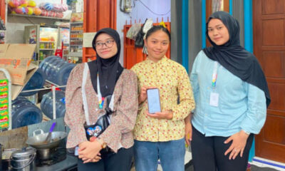 Gerakan GAS UMKM KKN MAs Dorong Digitalisasi Pedagang Pasar Jumat Desa Tawangsari Lewat QRIS dan Google Maps