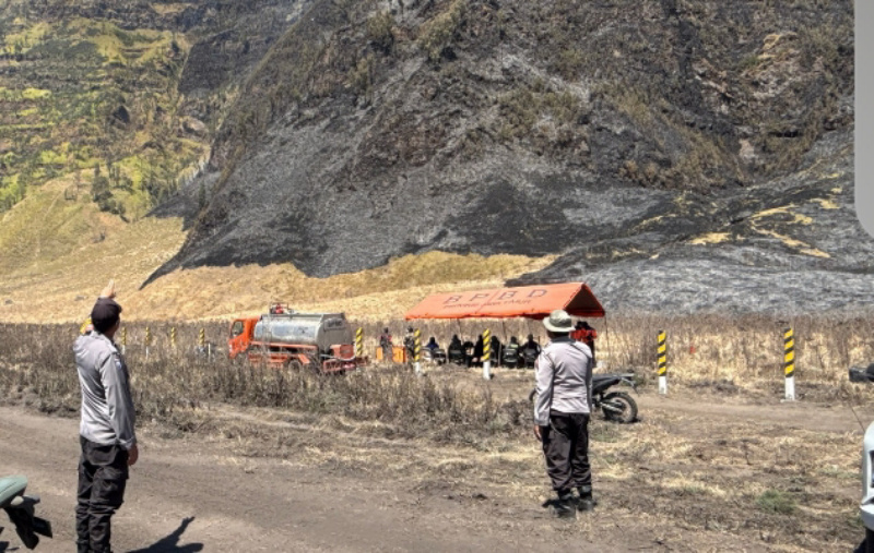 Karhutla Bromo Memasuki Hari Ke-5: Kawasan Jemplang Malang Dipastikan Kondusif, Petugas Siagakan Drone Water Spray 26 Karhutla Bromo Memasuki Hari Ke-5: Kawasan Jemplang Malang Dipastikan Kondusif, Petugas Siagakan Drone Water Spray