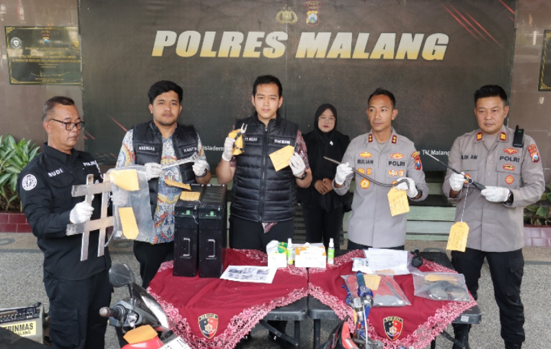 Polres Malang Bongkar Komplotan Spesialis Pencuri Baterai Lithium Tower Telekomunikasi di 17 TKP, Kerugian Capai Rp 432 Juta